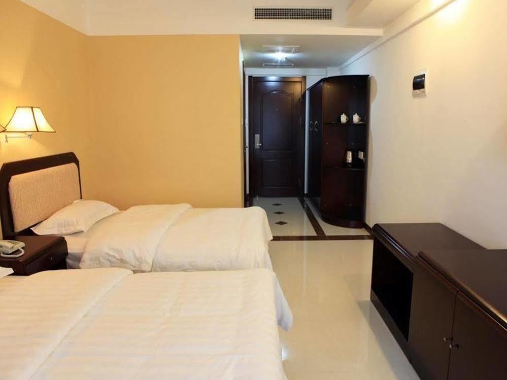 Shenyang Pangjiang Hotel Екстериор снимка
