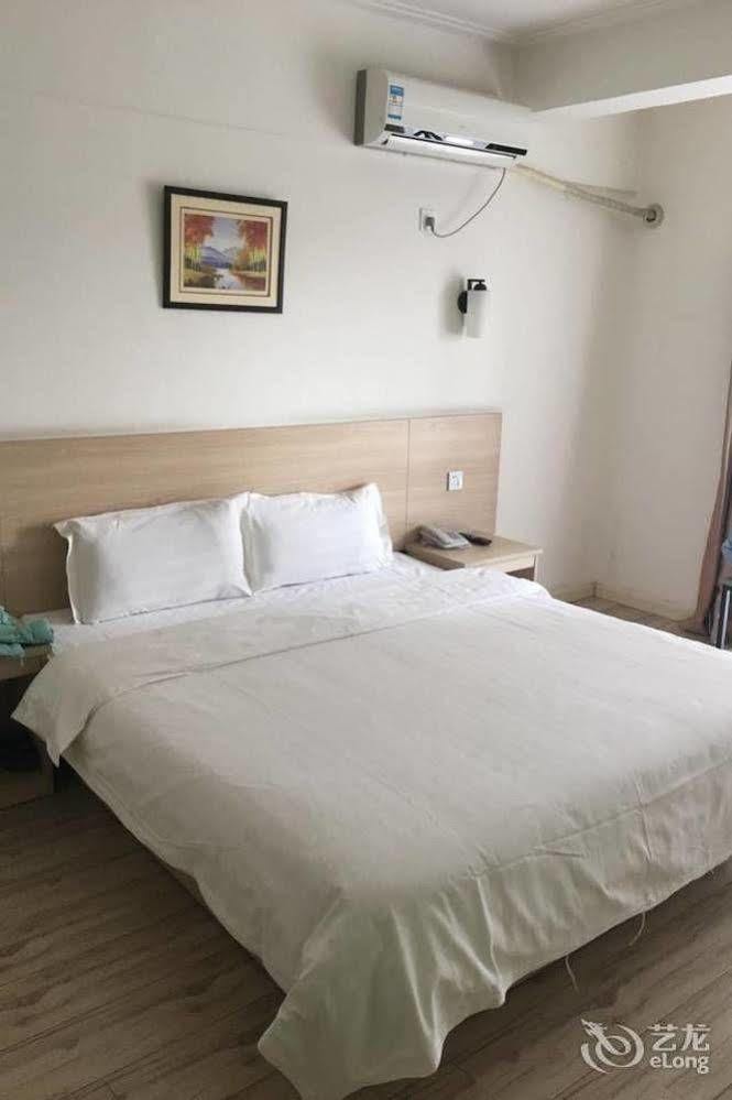 Shenyang Pangjiang Hotel Екстериор снимка